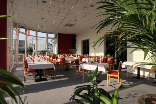 Johanniterhotel Nieder Weisel Extérieur photo