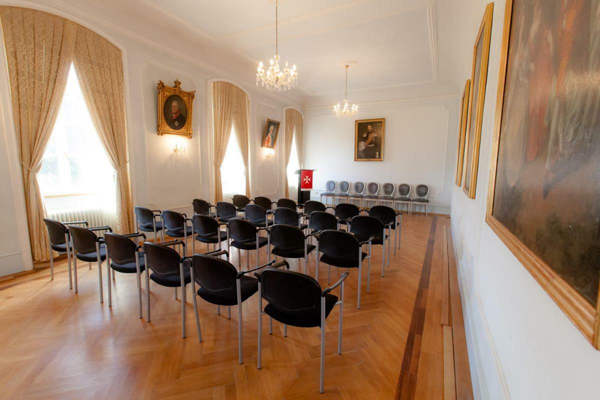 Johanniterhotel Nieder Weisel Extérieur photo